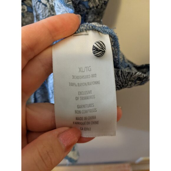 Womens Cold Shoulder Floral Blouse Blue Black Top Cottage Whimsical Vacay Sz XL - Picture 7 of 7